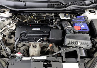 Подержанный автомобиль Honda CR-V 2018 года (9 фото)