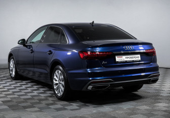 Подержанный автомобиль Audi A4 Sedan 2020 года (7 фото)