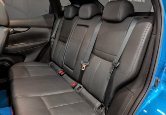 Подержанный автомобиль Nissan Qashqai 2021 года (18 фото)