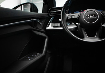 Подержанный автомобиль Audi A3 Hatchback 2021 года (15 фото)