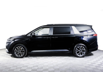 Подержанный автомобиль Kia Carnival 2020 года (8 фото)