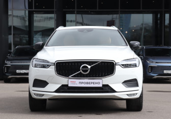 Подержанный автомобиль Volvo XC60 2020 года (2 фото)