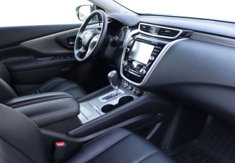Подержанный автомобиль Nissan Murano Suv 2018 года (10 фото)