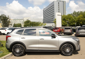 Подержанный автомобиль Haval Jolion 2024 года (3 фото)