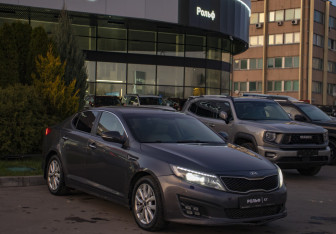 Подержанный автомобиль Kia Optima Sedan 2015 года (3 фото)