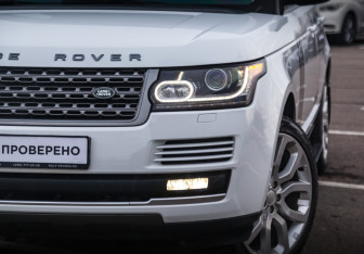 Подержанный автомобиль Land Rover Range Rover 2013 года (2 фото)