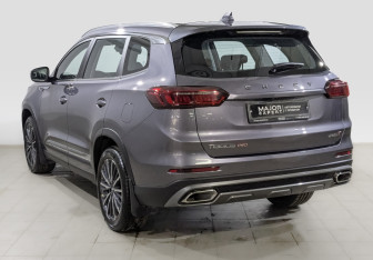 Подержанный автомобиль Chery Tiggo 8 Pro 2022 года (7 фото)