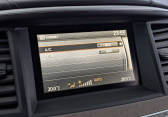 Подержанный автомобиль Infiniti QX60 2018 года (25 фото)