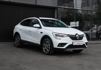 Подержанный автомобиль Renault Arkana 2021 года (3 фото)