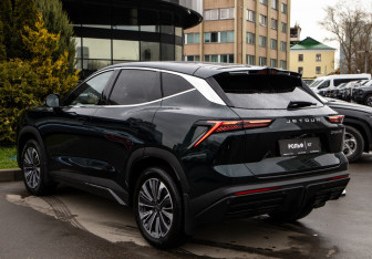 Подержанный автомобиль Jetour Dashing 2024 года (5 фото)