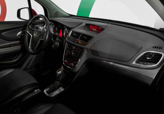 Подержанный автомобиль Opel Mokka 2013 года (9 фото)