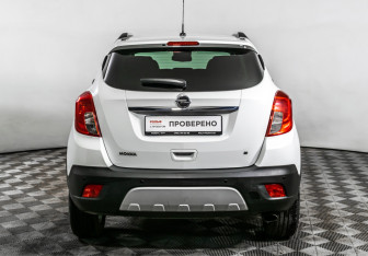 Подержанный автомобиль Opel Mokka 2012 года (6 фото)