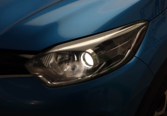 Подержанный автомобиль Renault Kaptur 2017 года (23 фото)