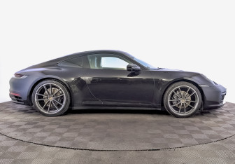 Подержанный автомобиль Porsche 911 Coupe 2020 года (4 фото)
