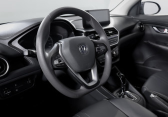 Подержанный автомобиль Changan Alsvin 2023 года (14 фото)