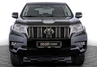 Подержанный автомобиль Toyota Land Cruiser Prado 2020 года (2 фото)