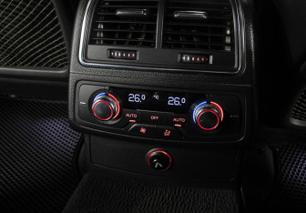 Подержанный автомобиль Audi A7 2014 года (21 фото)