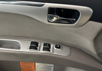 Подержанный автомобиль Mitsubishi Pajero Sport 2013 года (20 фото)