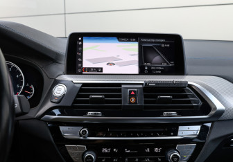 Подержанный автомобиль BMW X3 2019 года (22 фото)