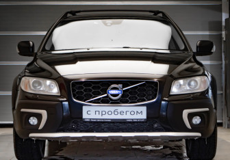 Подержанный автомобиль Volvo XC70 2014 года (2 фото)