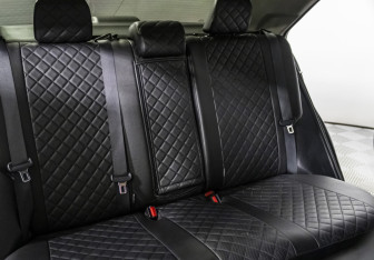 Подержанный автомобиль Toyota Corolla Sedan 2013 года (15 фото)