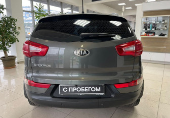 Подержанный автомобиль Kia Sportage 2013 года (6 фото)