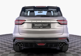 Подержанный автомобиль Geely Coolray 2023 года (6 фото)