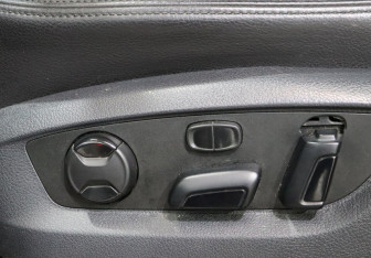 Подержанный автомобиль Volkswagen Touareg 2016 года (13 фото)