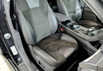 Подержанный автомобиль Ford Mondeo Sedan 2017 года (23 фото)