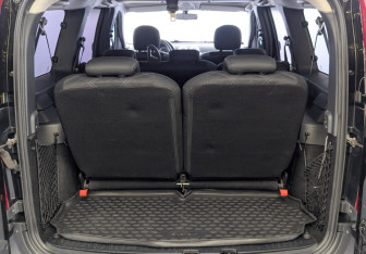 Подержанный автомобиль LADA (ВАЗ) Largus Wagon 2018 года (10 фото)