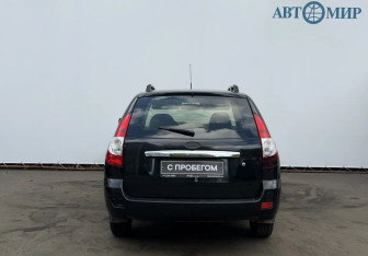 Подержанный автомобиль LADA (ВАЗ) Priora Wagon 2011 года (7 фото)