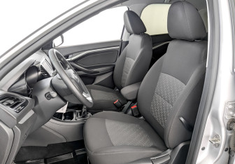 Подержанный автомобиль LADA (ВАЗ) Vesta Sedan 2019 года (20 фото)