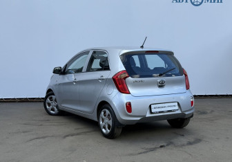 Подержанный автомобиль Kia Picanto 2013 года (7 фото)