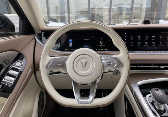 Подержанный автомобиль Voyah Free 2023 года (15 фото)