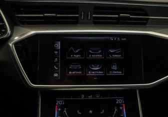 Подержанный автомобиль Audi A6 Sedan 2019 года (11 фото)