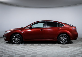 Подержанный автомобиль Mazda 6 Liftback 2008 года (8 фото)