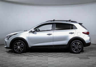 Подержанный автомобиль Kia Rio Hatchback 2020 года (8 фото)