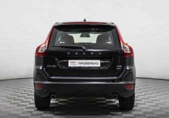 Подержанный автомобиль Volvo XC60 2011 года (6 фото)