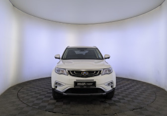 Подержанный автомобиль Geely Atlas 2021 года (2 фото)