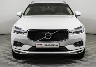 Подержанный автомобиль Volvo XC60 2019 года (2 фото)