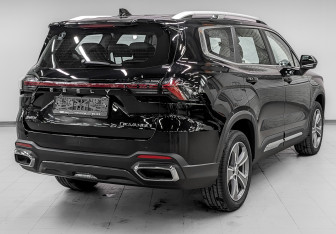 Новый Geely Okavango 2025 (2 фото)