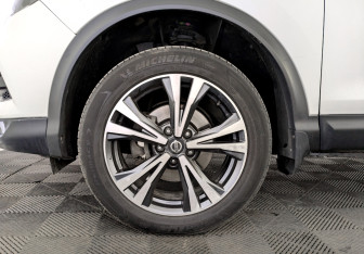 Подержанный автомобиль Nissan Qashqai 2020 года (18 фото)