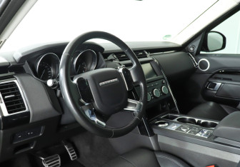 Подержанный автомобиль Land Rover Discovery 2019 года (13 фото)