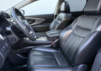 Подержанный автомобиль Nissan Murano Suv 2021 года (10 фото)