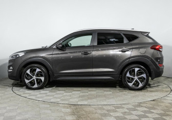 Подержанный автомобиль Hyundai Tucson 2016 года (3 фото)