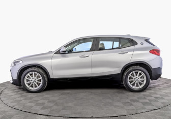 Подержанный автомобиль BMW X2 2019 года (8 фото)
