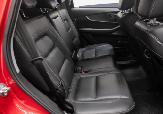 Подержанный автомобиль Chery Tiggo 8 2021 года (25 фото)