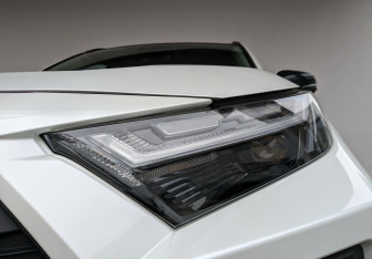 Подержанный автомобиль Toyota RAV4 2024 года (23 фото)