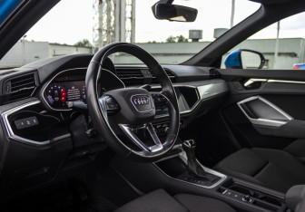 Подержанный автомобиль Audi Q3 Sportback 2020 года (10 фото)