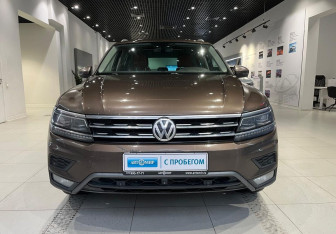 Подержанный автомобиль Volkswagen Tiguan 2018 года (2 фото)
